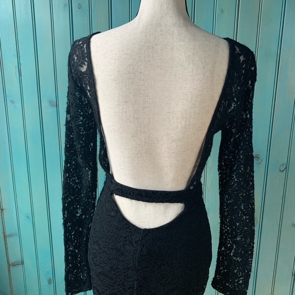 WINDSOR Backless Dress